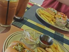 -遇见西木美式餐厅(体育路店)
