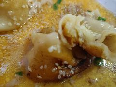 -小杨生煎(金山百联购物中心3楼店)
