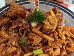 -炭舍干锅·烤鱼(扬名广场店)