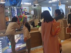 -爱革·洗衣改衣·洗鞋修鞋·洗包修包·奢侈品护理(宝地广场店)