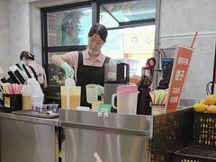 -歹歹的加个面过油肉拌面
