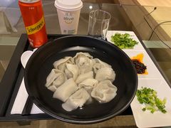 -上海虹桥西郊假日酒店