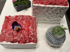 -左庭右院鲜牛肉火锅黑金店(陆家嘴中心店)