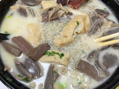 -津津老鸭粉丝馆(正东路店)