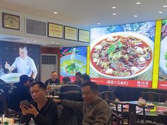 -川流不息·地道川菜·小龙虾(松东路店)