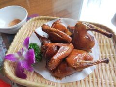 脆皮盐焗乳鸽-香港新曜记茶餐厅(星耀城店)