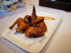 红烧石岐乳鸽-景月阁空中食府(希尔顿酒店)