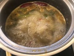 -百品聚旋转火锅(万德庄店)