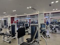-英派斯健身旗舰店(海信国际中心馆)