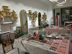 -肆兮眼镜·蔡司·徕卡战略合作店(大坪店)
