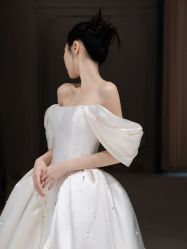 -Renee芮亦婚纱(原丽莎)