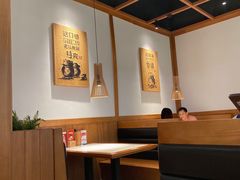 -江渔儿酸菜鱼·拔草餐厅(虎门君乐汇店)