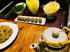 -滇香肴·云南菜蒸汽石锅鱼(云南北路店)