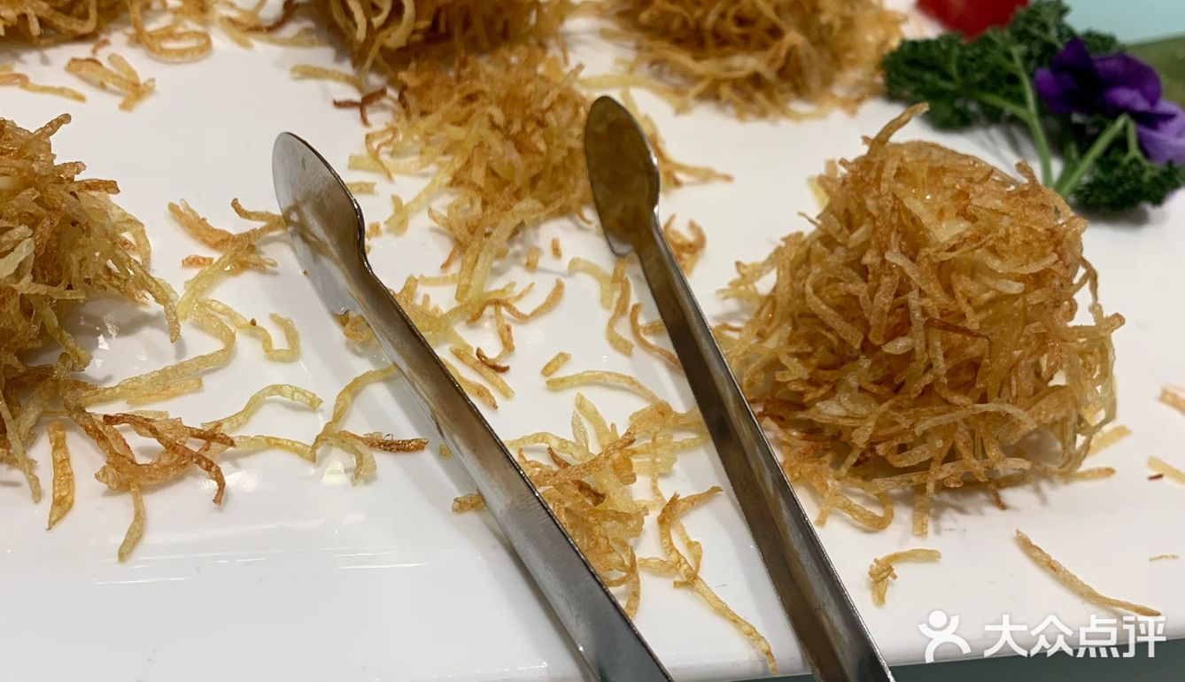隐蔽在大明湖里的高端中餐馆——真正的泉城会客厅