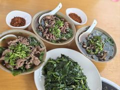 -大众跷脚牛肉馆·非遗传承单位(峨眉山店)