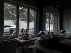 -穹六人间 people 6(岳阳路店)
