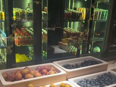 -浅深(世茂滨江精品店)