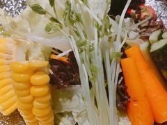 -山川小町·极番烧肉(新地假日广场店)