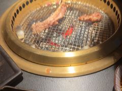 -铭牛烧肉·和牛海鲜自助(高新月牙湖店)