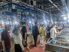 -三亚新鸿港水果一级批发市场