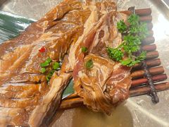 -草家酱蟹炭火烤肉店(珲春南路一店)