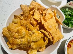 -三人行骨头王火锅(长寿店)