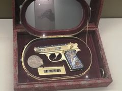 -轻武器博物馆