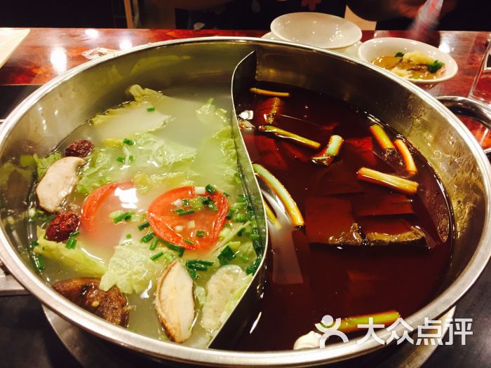 吴记老锅底麻辣火锅(天钥桥路店)图片 - 第1张