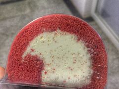 红丝绒迷你蛋糕卷-全家便利店(东直门店)