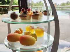 -亚龙湾喜来登·美景台大堂吧