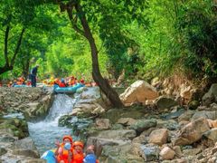 -雅鲁激流探险漂流