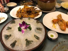 -沙龙酒家