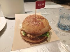 -必胜客(欢乐颂店)