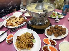 -Whampoa Keng Fish Head Steamboat @ Balestier