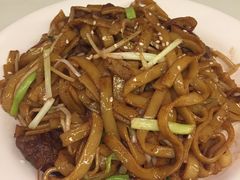 -新大咀港式茶餐厅(宝山万达店)