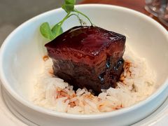黑松露酱烧肉配泰国米饭-九福楼大酒店