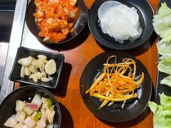 -肉甲韩国木炭烤肉(新壹街1店)