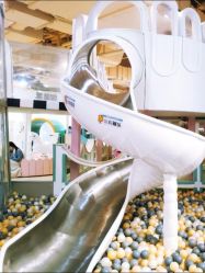 -多多淘儿童体验中心(重庆来福士店)