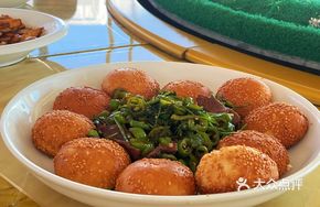 Sesame Pancake with Beef