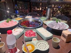 -巴倒烫陆派火锅山庄(南山总店)