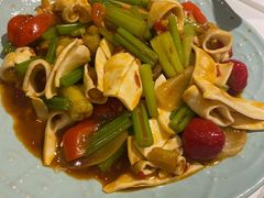 爆香黄喉-十面欢腾·海鲜面·台式Bistro(长乐路店)