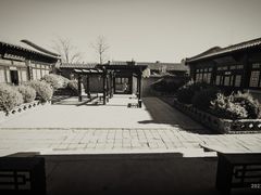 -清风小镇闯关东影视基地