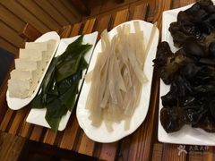 -重庆烧鸡公火锅(簋街店)
