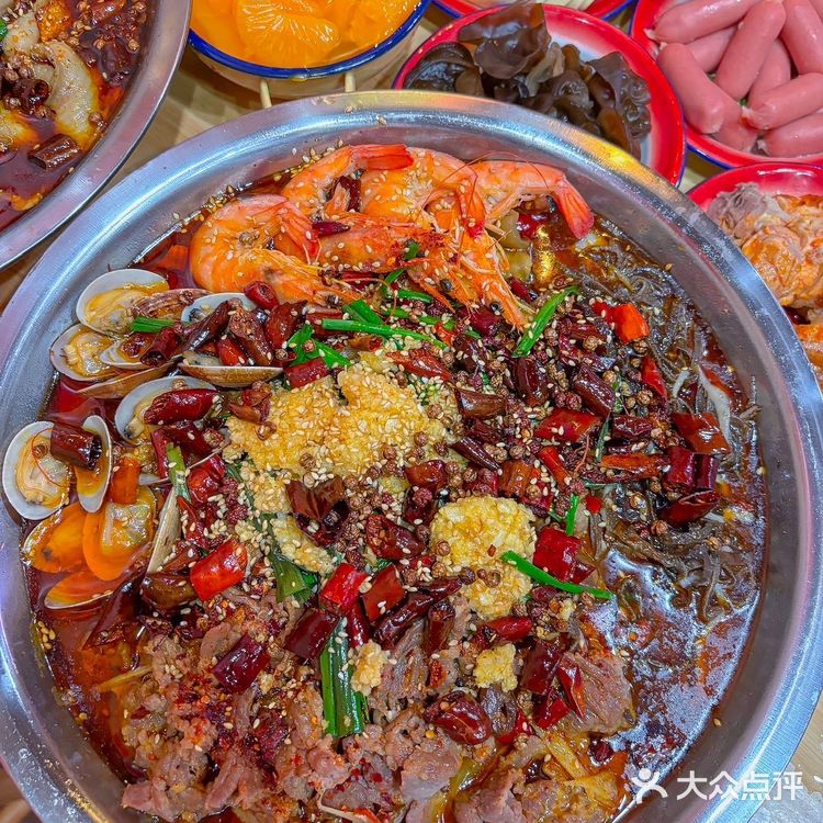 排了几个小时的队吃的水煮鱼真的好值❗