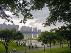 -极动室内恒温游泳馆