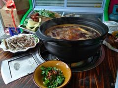 -毛椒火辣重庆火锅串串香(城基路店)