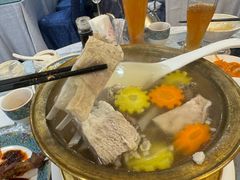 -汗腾格里·风味餐厅(新疆驻京办店)