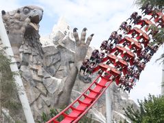 -七彩云南欢乐世界