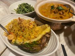 菠萝海鲜饭-金椰壳· 大厨新加坡菜(壹方城店)