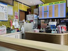 -龙记桂林米粉(财满街店)